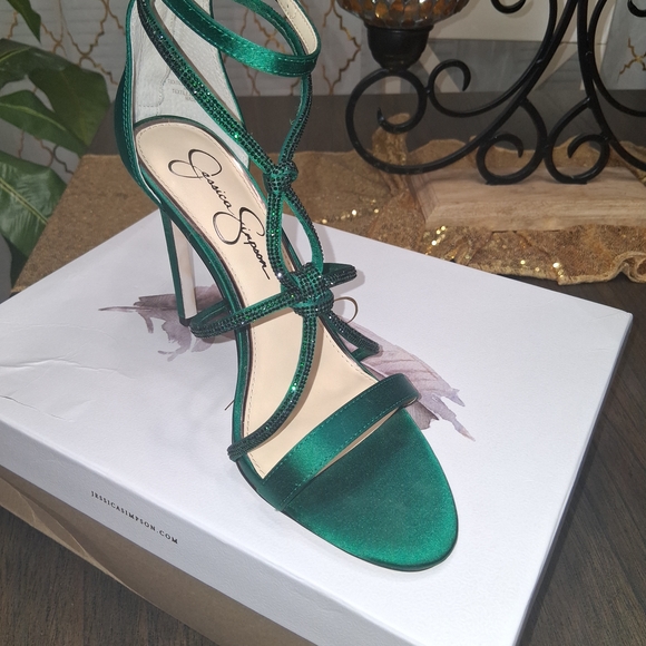 *Brand New* Jessica Simpson Emerald Strappy Heels Size 9 - Picture 5 of 5